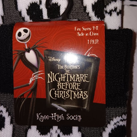 TIM BURTON THE NIGHT BEFORE CHRISTMAS SHORTS & SOCKS - Picture 10 of 10